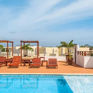  Apartment Casa Del Mar By Stella